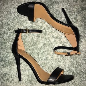 Charlotte Russe Black Size 8 Heels